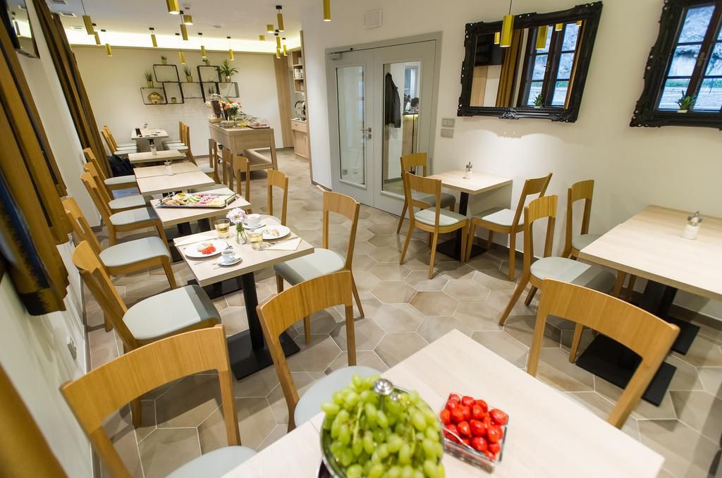 Garni hotel Castle Bridge