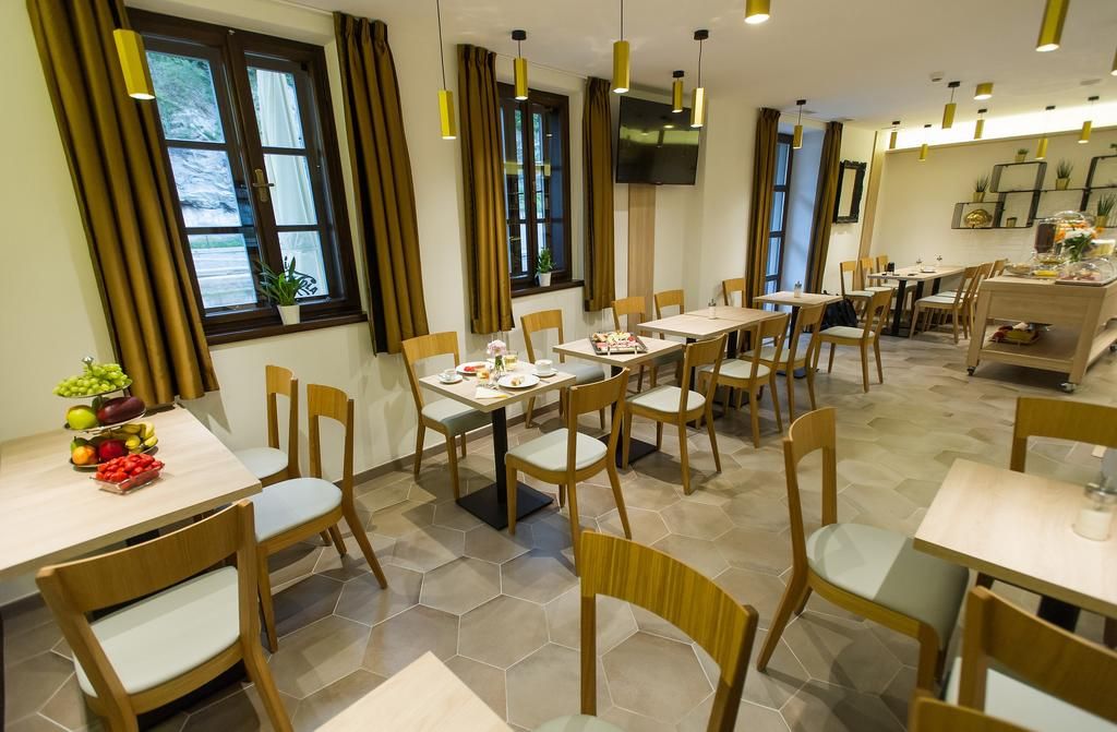 Garni hotel Castle Bridge