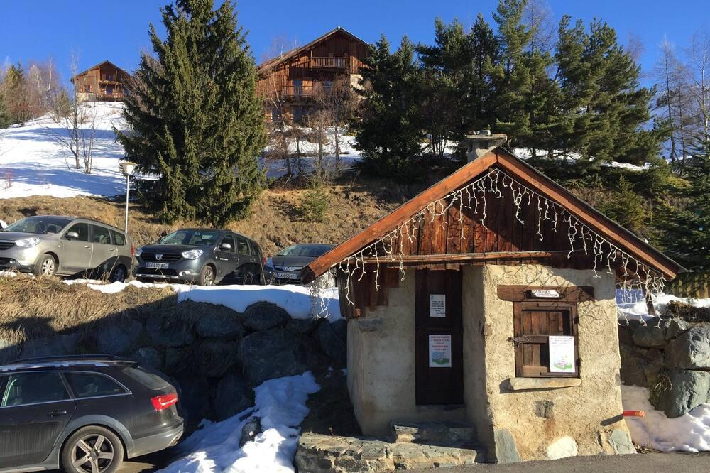 Domaine de l'Alpe d'Huez-Villard-Reculas: 180m2 chalet with stunning views Rhône-Alpes - Villard-Reculas visuel 1/5 Domaine de l'Alpe d'Huez-Villard-Reculas: 180m2 chalet with stunning views Rhône-Alpes - Villard-Reculas visuel 1/5