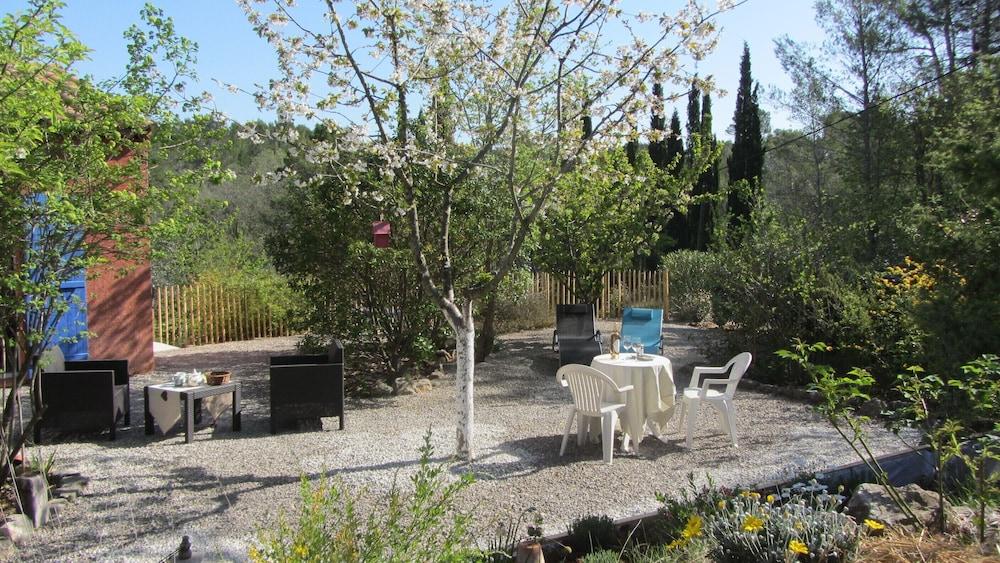 Beautiful Bright Two-Room Apartment, Well Located, Without Vis-À-Vis Provence-Alpes-Côte d'Azur - Fayence visuel 3/5