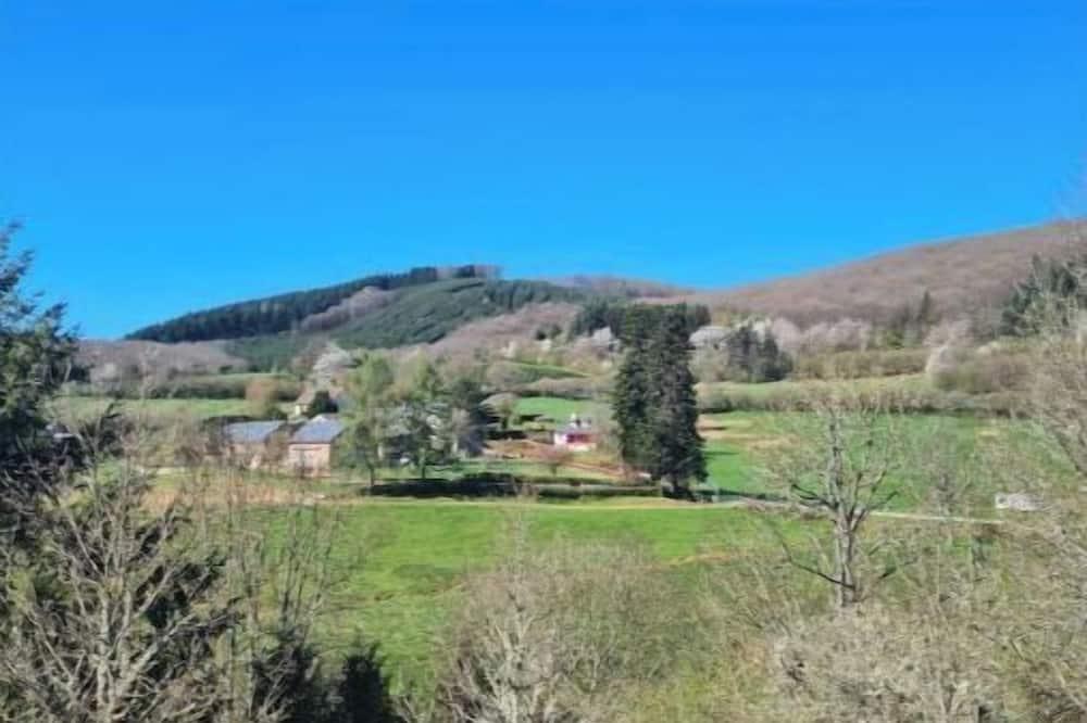Chalet au coeur du parc du Morvan Moux-en-Morvan - Bourgogne - Moux-en-Morvan visuel 1/5 Chalet au coeur du parc du Morvan Moux-en-Morvan - Bourgogne - Moux-en-Morvan visuel 1/5