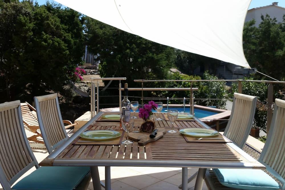 pretty seaside villa for 8 people for lovers of the sea and the maqui Corsica - Sartène visuel 2/5 pretty seaside villa for 8 people for lovers of the sea and the maqui Corsica - Sartène visuel 2/5