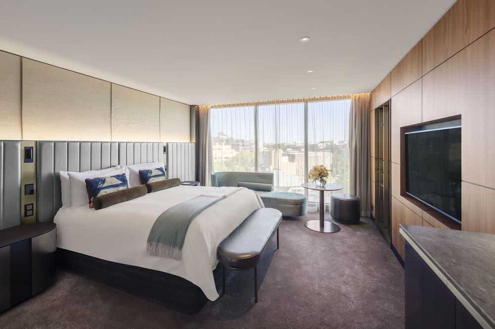 The Darling at The Star