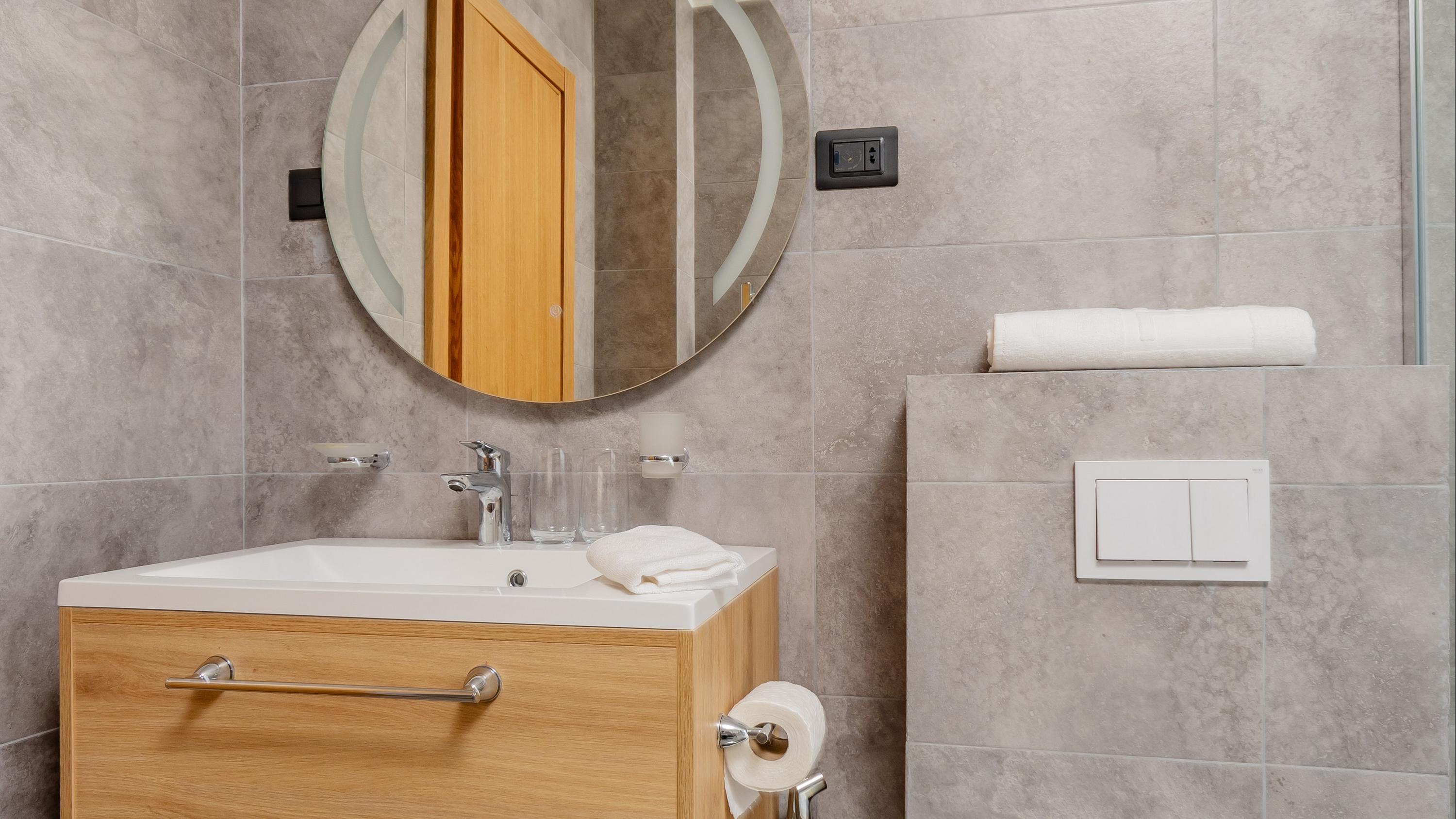 sembo-1071574619-387421-855908 Hotel Aquilo