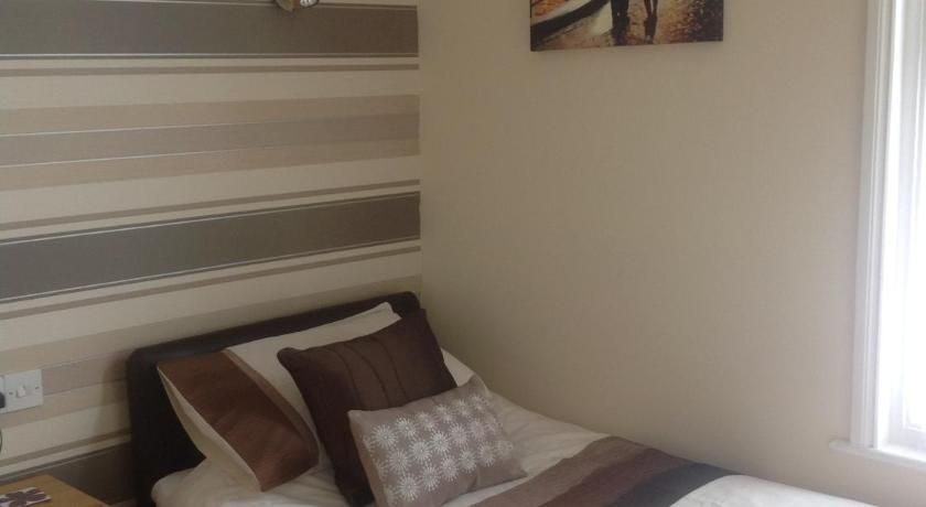 Cleasewood Guest House