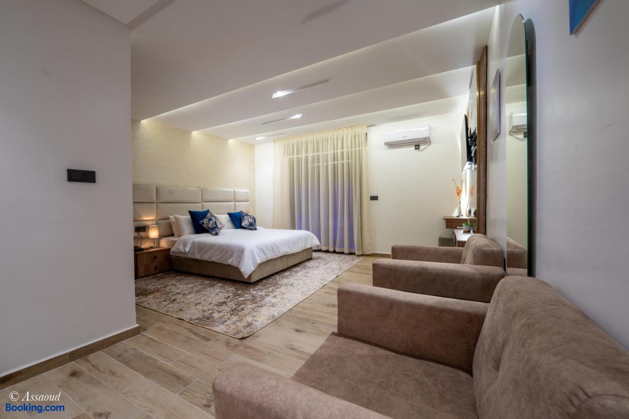 booking-1072070312-625381552-897617 Luxury Chaouen