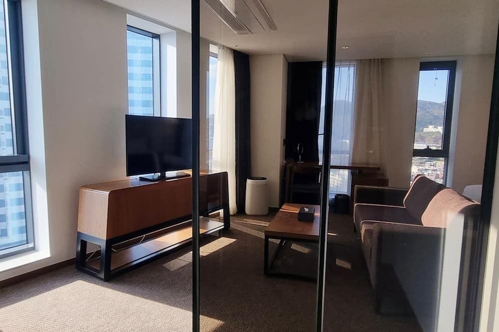 Ramada Encore by Wyndham Busan Haeundae