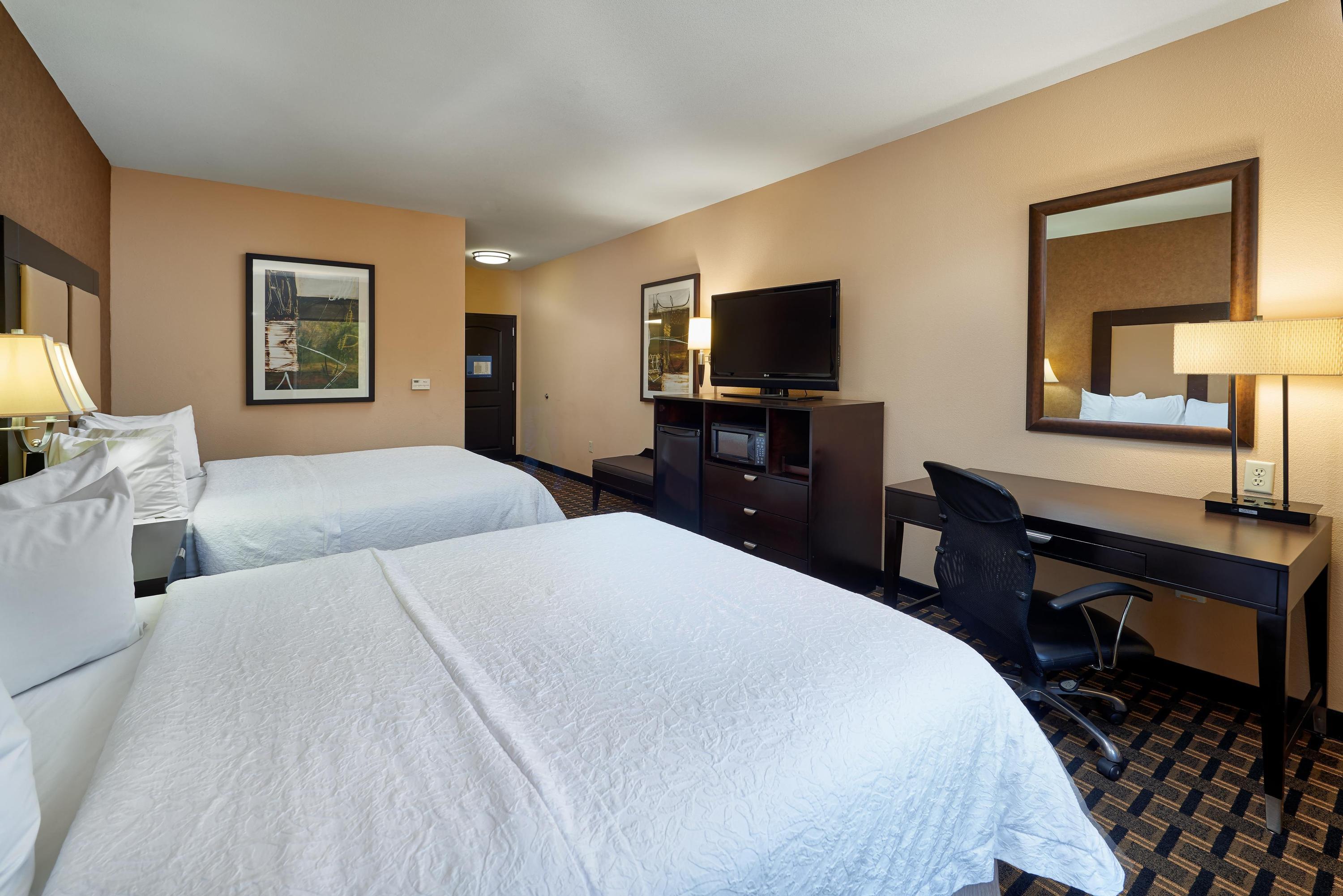 Hampton Inn & Suites Longview North $102 ($̶1̶6̶0̶). Longview Hotel ...