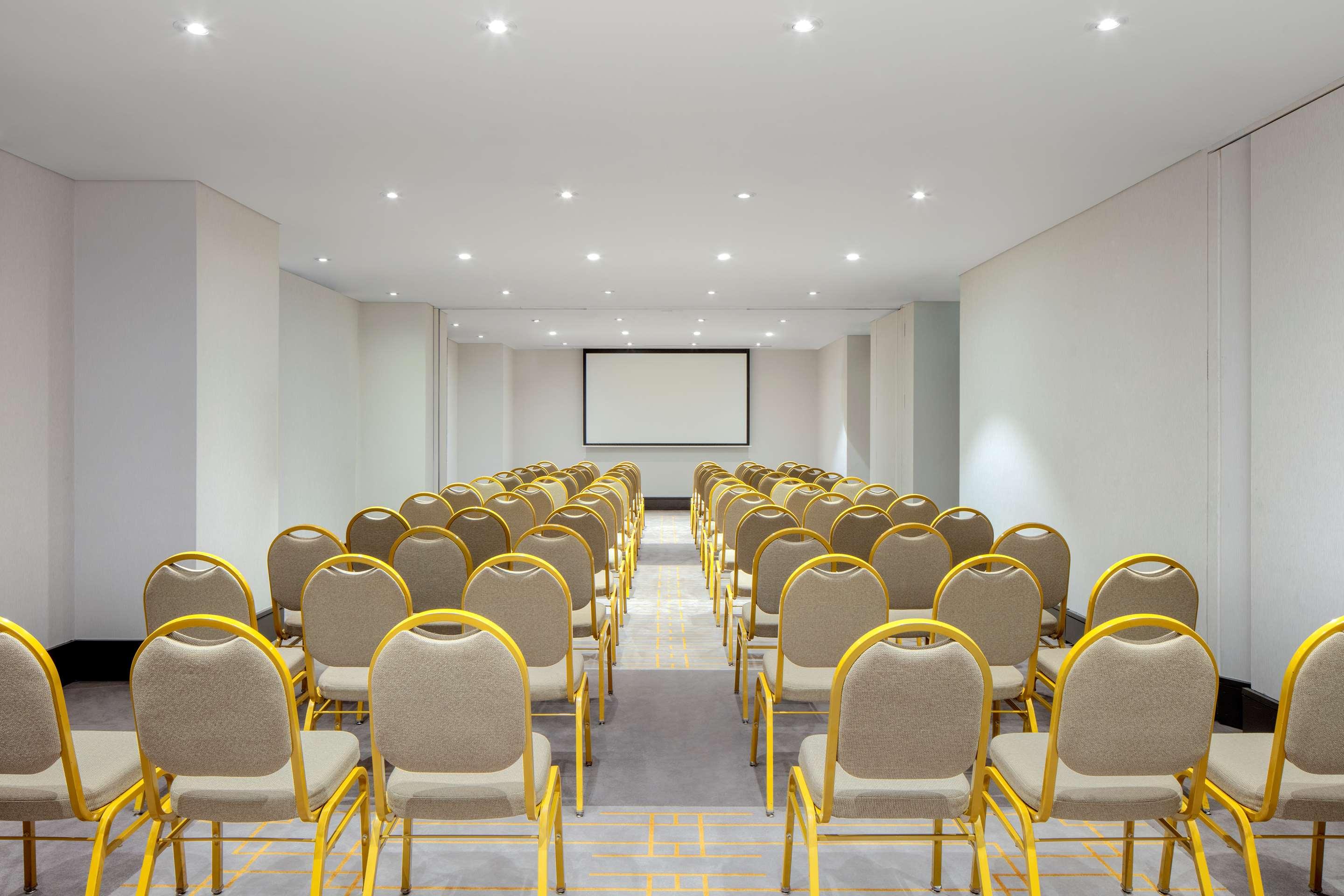 ice-33069-e30246-678440 Radisson Blu Hotel Sydney