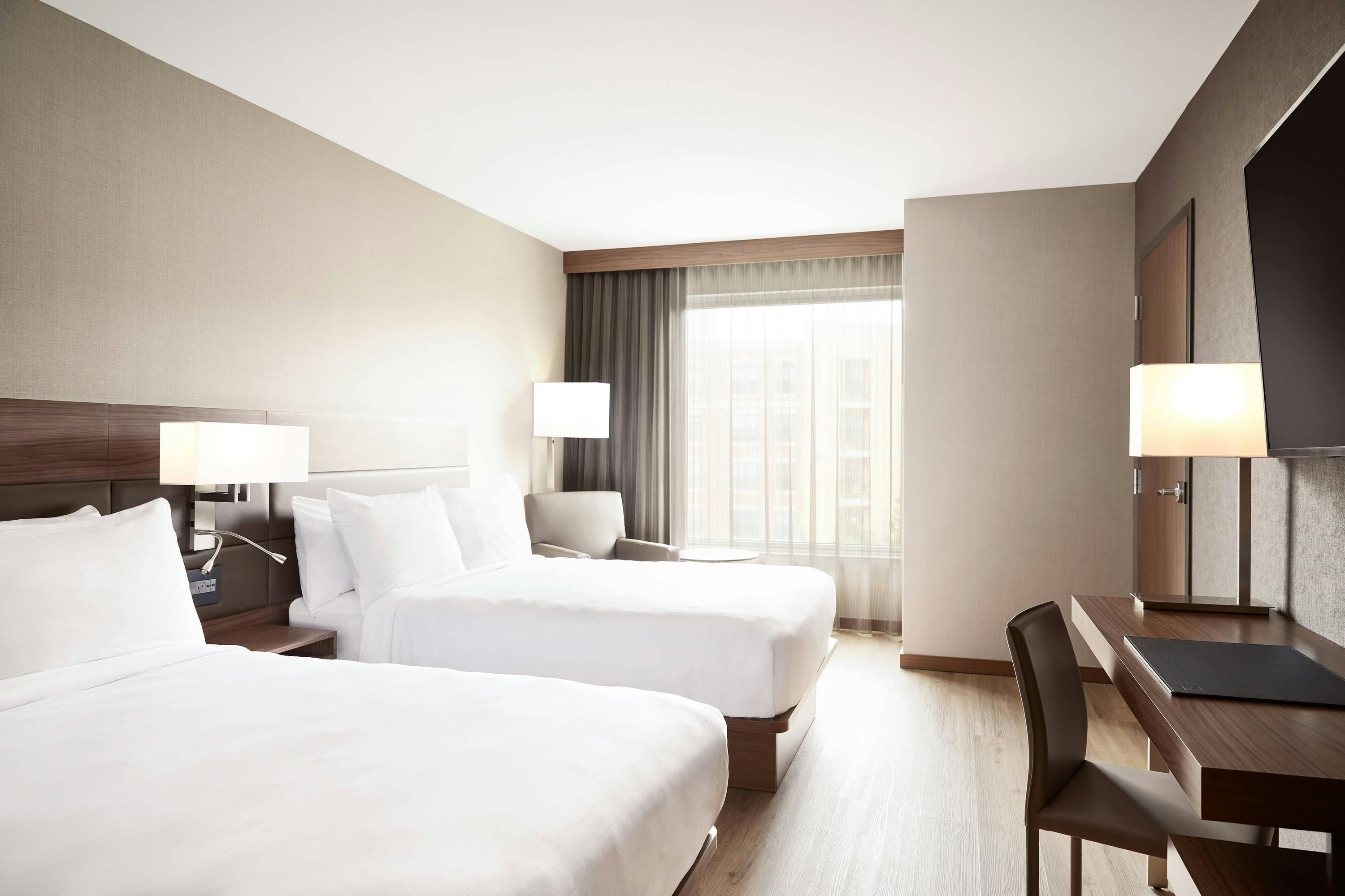 AC Hotel by Marriott Atlanta Perimeter