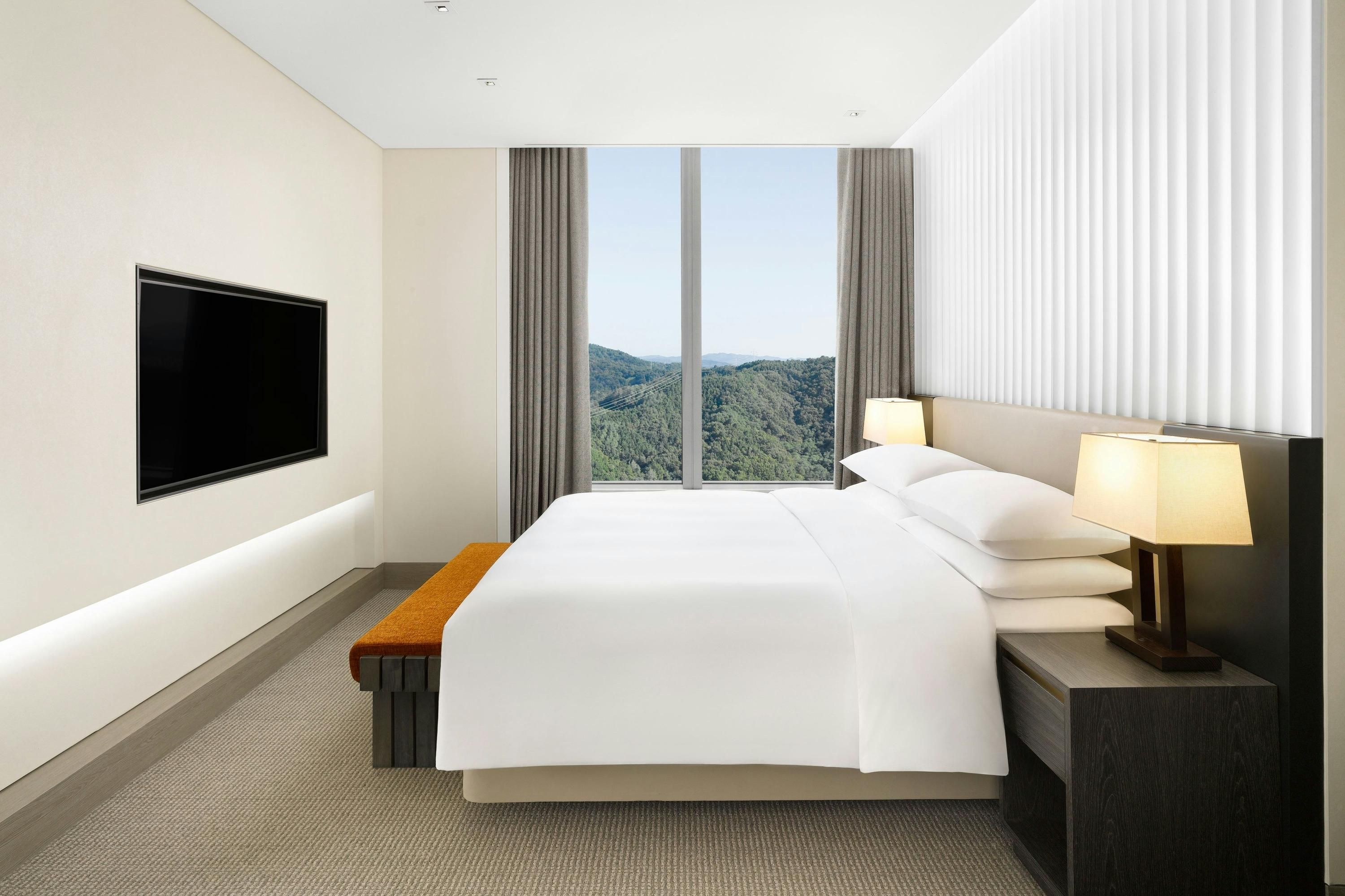 Hotel Onoma Daejeon, Autograph Collection, Marriott International