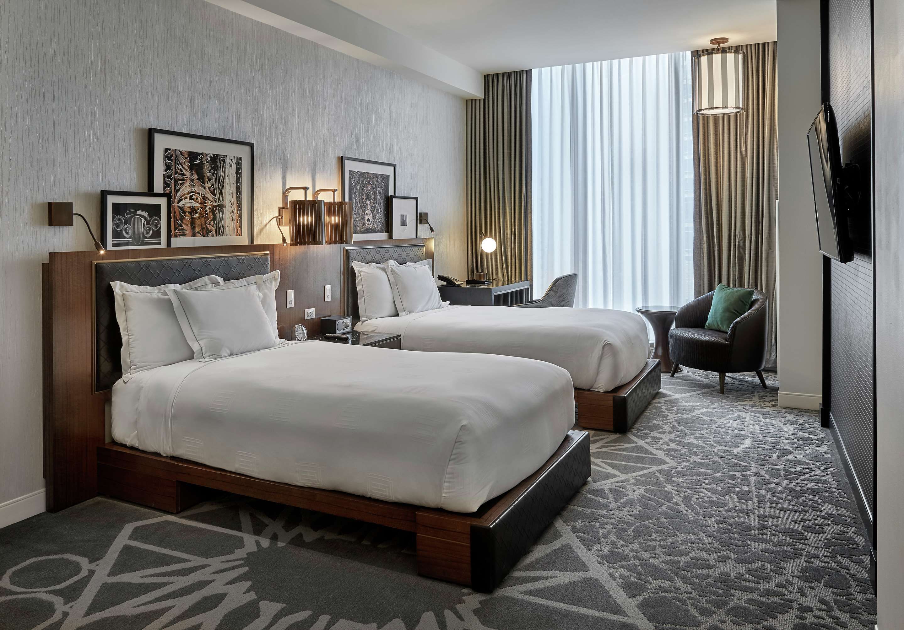 LondonHouse Chicago, Curio Collection by Hilton