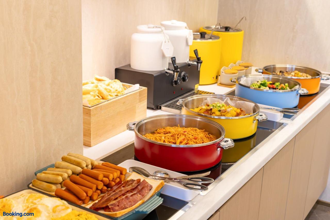 booking-1071780230-599541347-421113 Poltton International Apartments Jiangmen Pengjiang Administrative Service Center