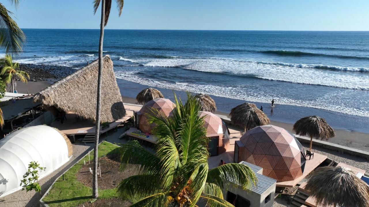 Almare Zonte - Beachfront Glamping Hotel