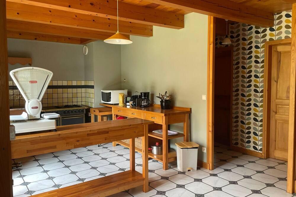 Gite Tence, 3 bedrooms, 6 persons Auvergne - Tence visuel 1/5 Gite Tence, 3 bedrooms, 6 persons Auvergne - Tence visuel 1/5