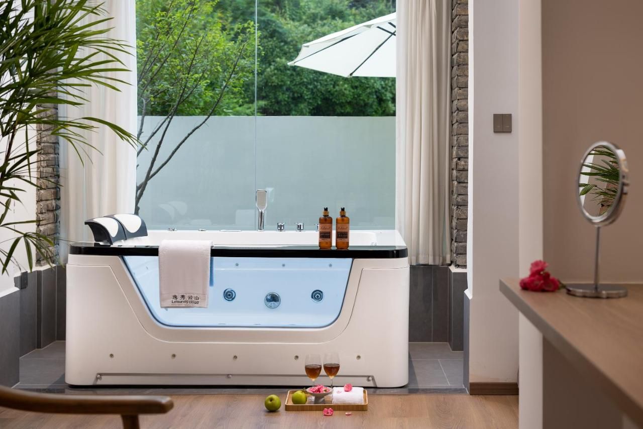 Hilltop House Resort