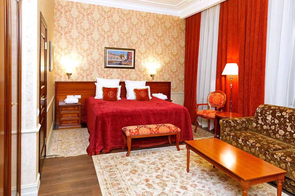 sembo-2407260-ad24d0-215347 Ekaterina Hotel