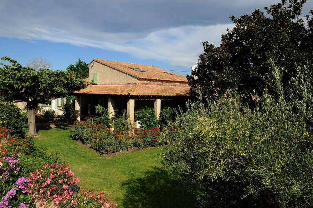 House / Villa Tarascon - Provence-Alpes-Côte d'Azur - Saint-Étienne-du-Grès visuel 3/5 House / Villa Tarascon - Provence-Alpes-Côte d'Azur - Saint-Étienne-du-Grès visuel 3/5
