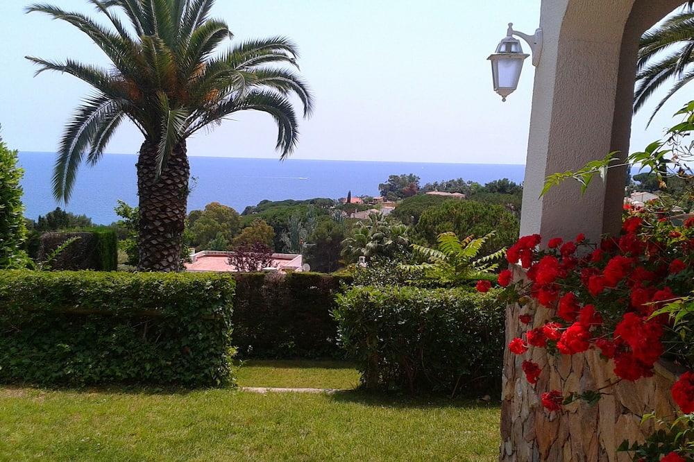 Chalet en la Costa Brava a Diez Minutos a pie de la Playa Costa Brava - Blanes visuel 3/5 Chalet en la Costa Brava a Diez Minutos a pie de la Playa Costa Brava - Blanes visuel 3/5