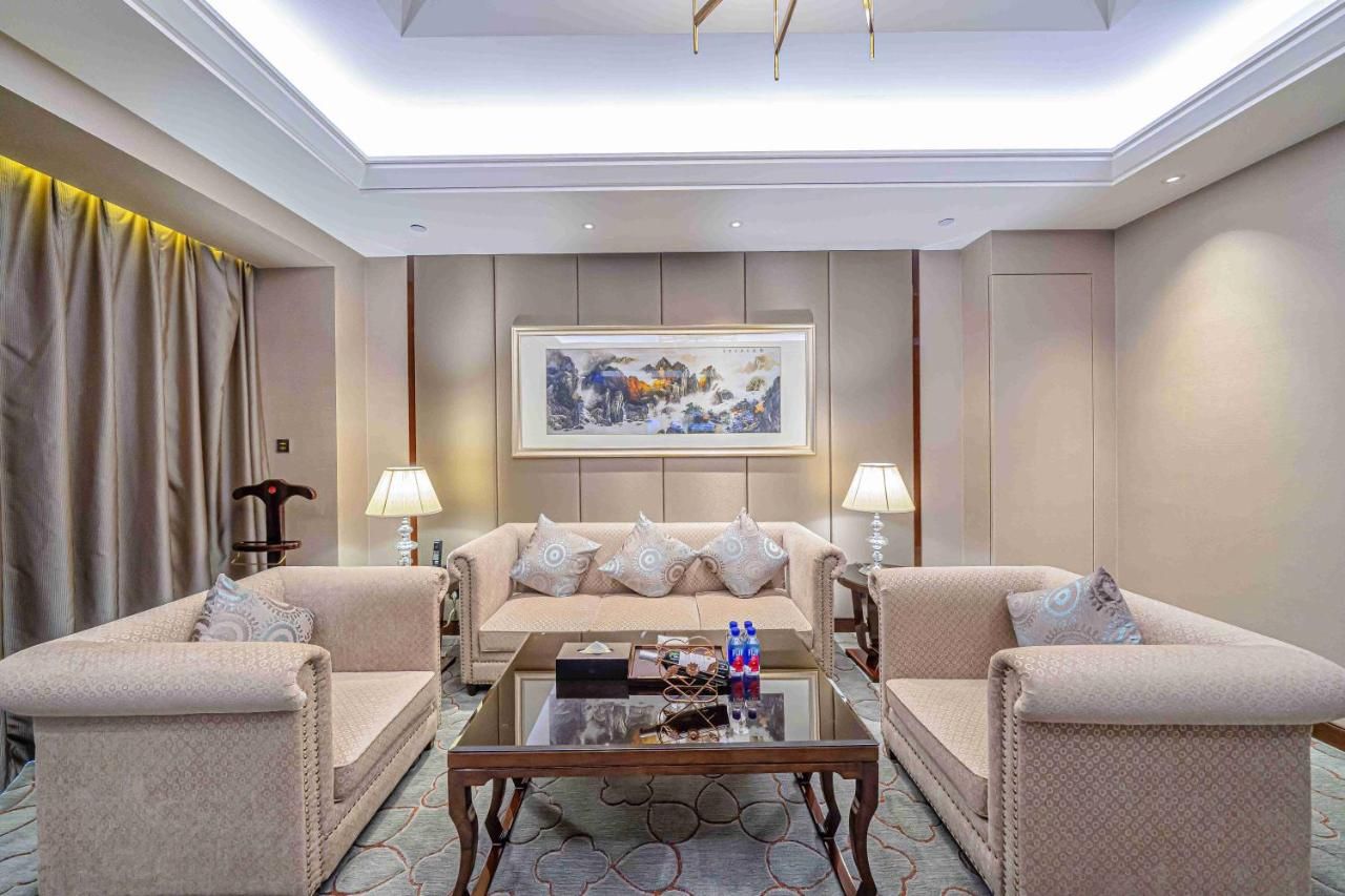 Zhaolin Grand Hotel