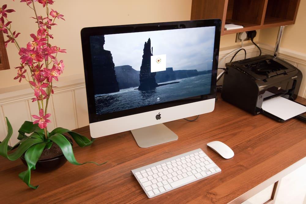 Strandhill Lodge and Suites