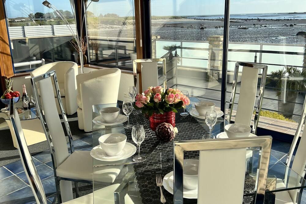 Beach mansion directly by the sea + pirvat pool stone´s throw enter the beach - Bretagne - Plounéour-Trez visuel 2/5 Beach mansion directly by the sea + pirvat pool stone´s throw enter the beach - Bretagne - Plounéour-Trez visuel 2/5