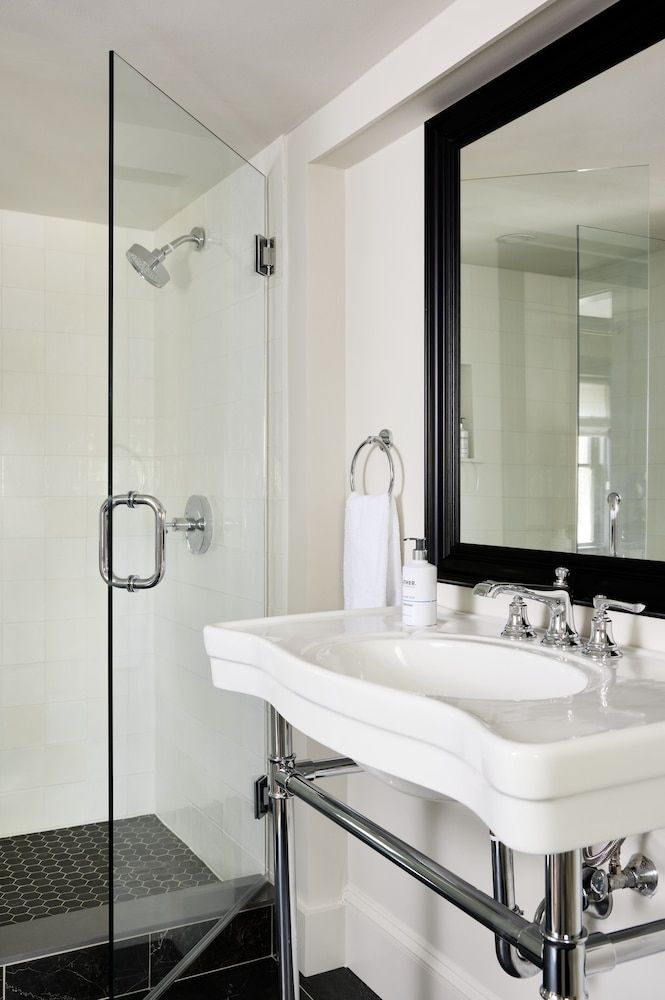 Kennebunkport Captains Collection