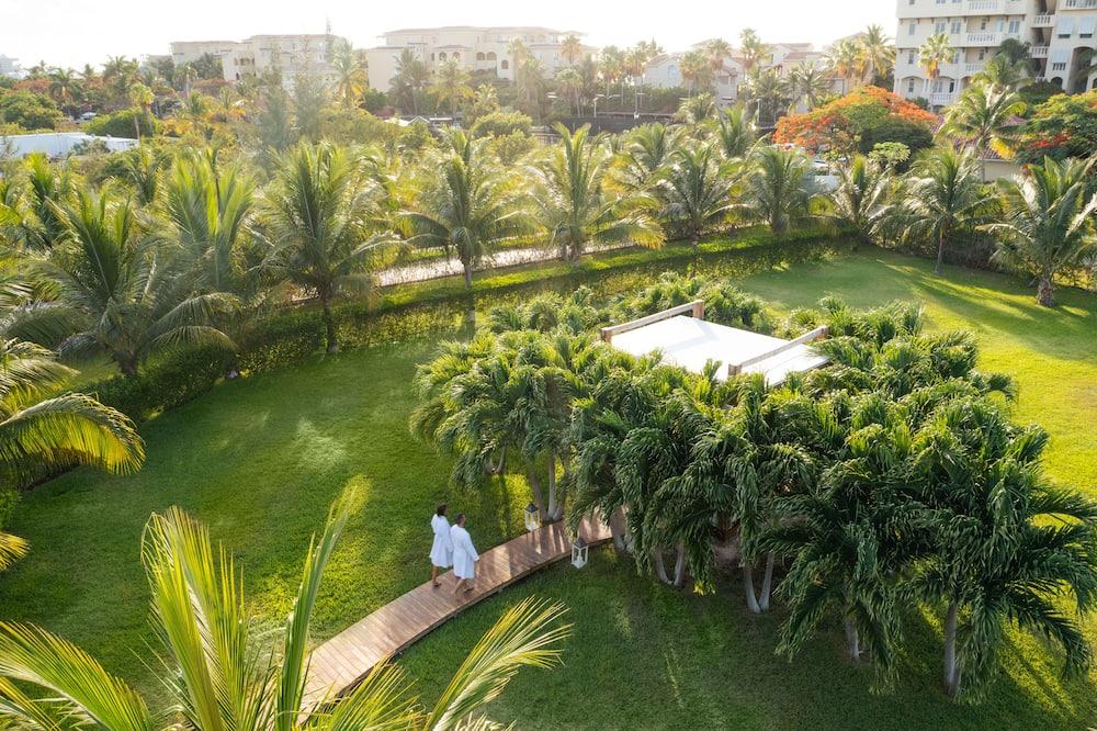 expedia_group-2502946-254167803-608444 The Oasis at Grace Bay