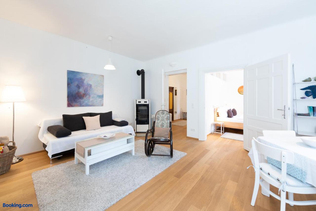 booking-555360-594788359-376311 Schloss Schönau