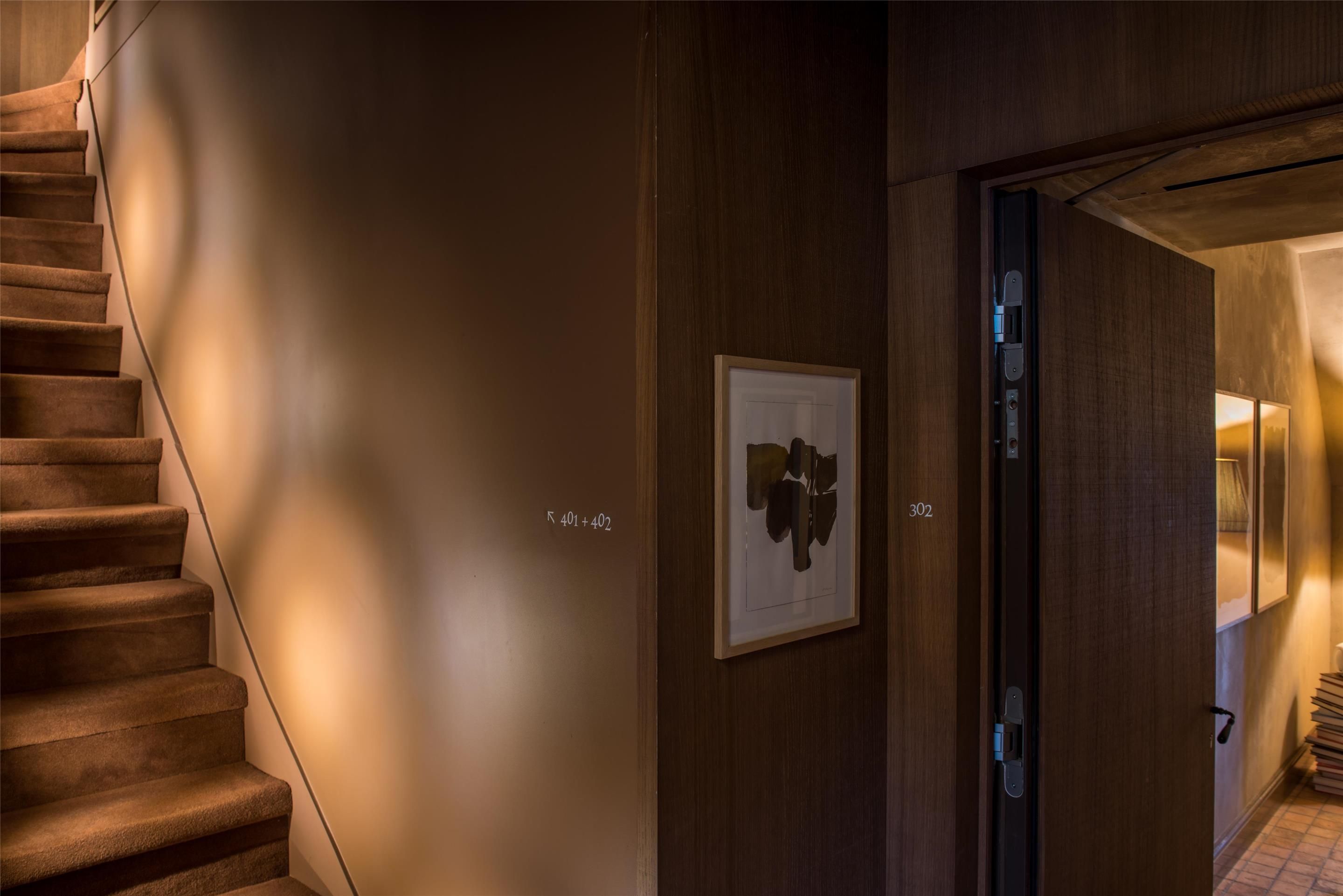 Cour des Vosges - Evok Collection