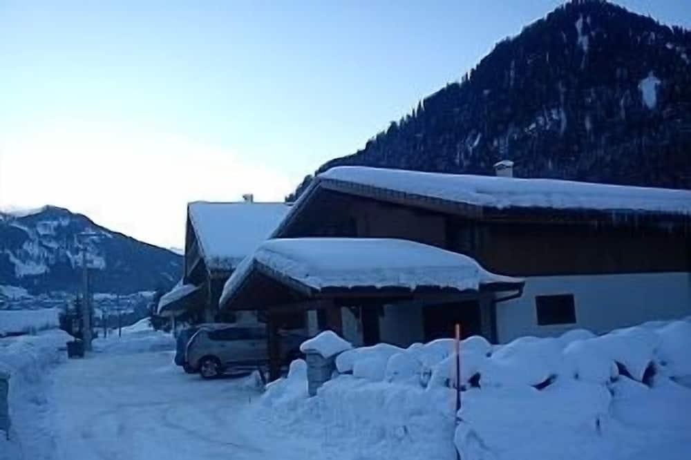 Chalet w/modern furnishings great place to spend time with friends - Rhône-Alpes - La Chapelle-d'Abondance visuel 5/5 Chalet w/modern furnishings great place to spend time with friends - Rhône-Alpes - La Chapelle-d'Abondance visuel 5/5