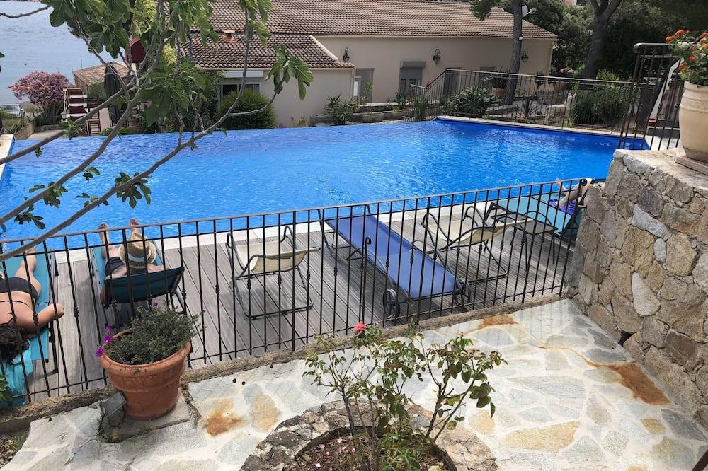 Stella marina apartment facing port and beach, swimming pool. Corsica - Galerij visuel 4/5