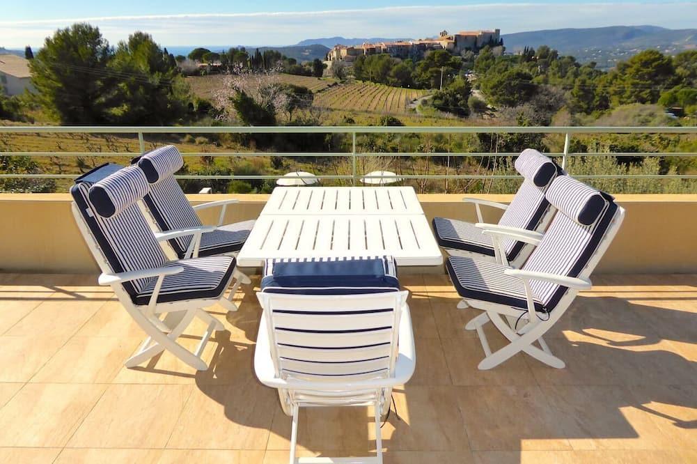 Villa aircon, pool heated, paradis for children, pinball, baby-foot, WIFI free Provence-Alpes-Côte d'Azur - Le Castellet visuel 5/5 Villa aircon, pool heated, paradis for children, pinball, baby-foot, WIFI free Provence-Alpes-Côte d'Azur - Le Castellet visuel 5/5