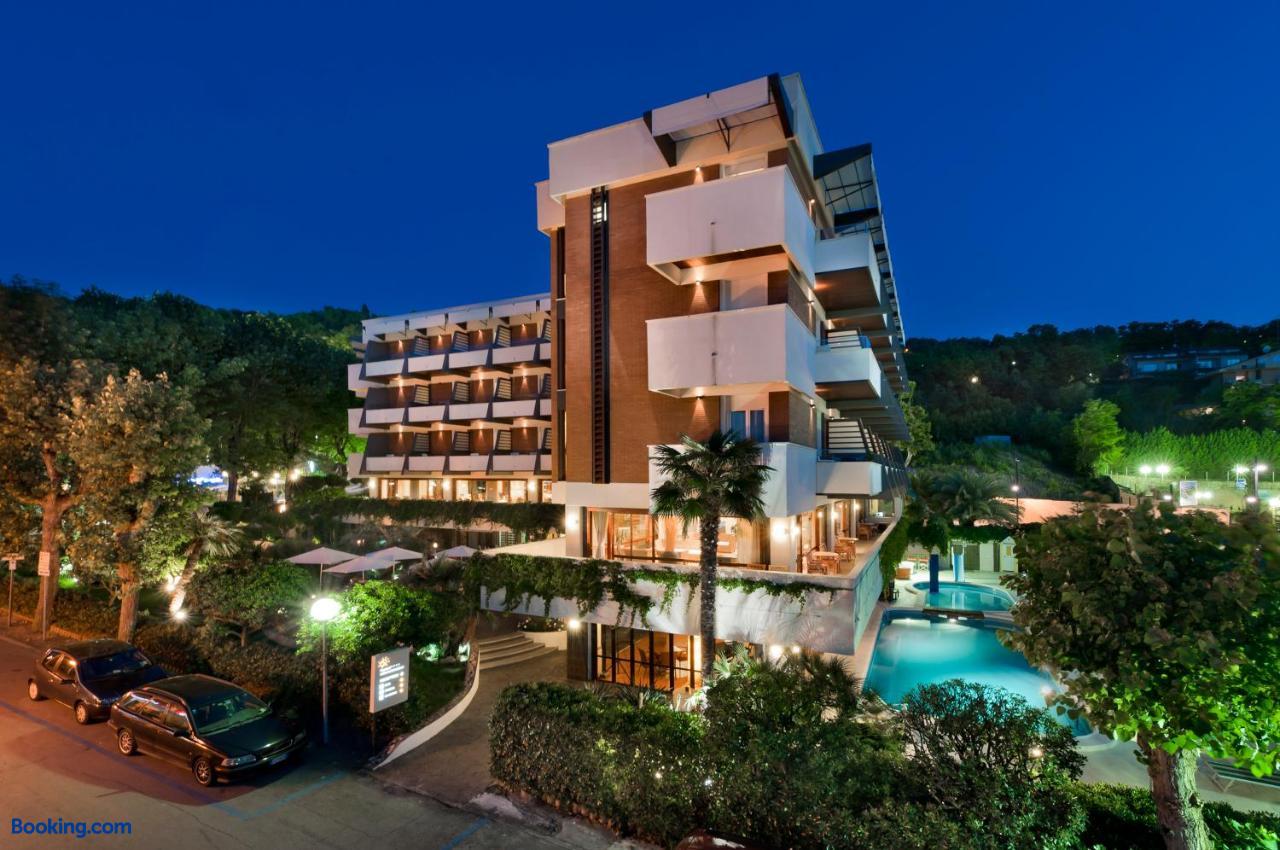 booking-74117-15683119-505867 Hotel Alexander
