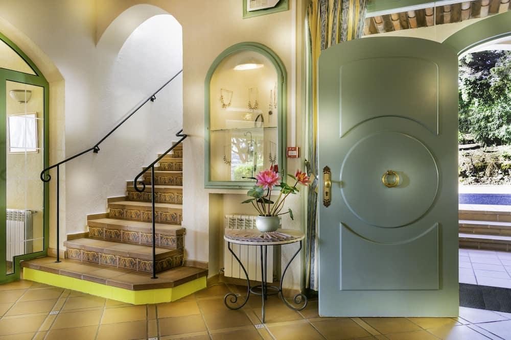 Hotel La Romarine Provence-Alpes-Côte d'Azur - Ramatuelle visuel 4/5 Hotel La Romarine Provence-Alpes-Côte d'Azur - Ramatuelle visuel 4/5