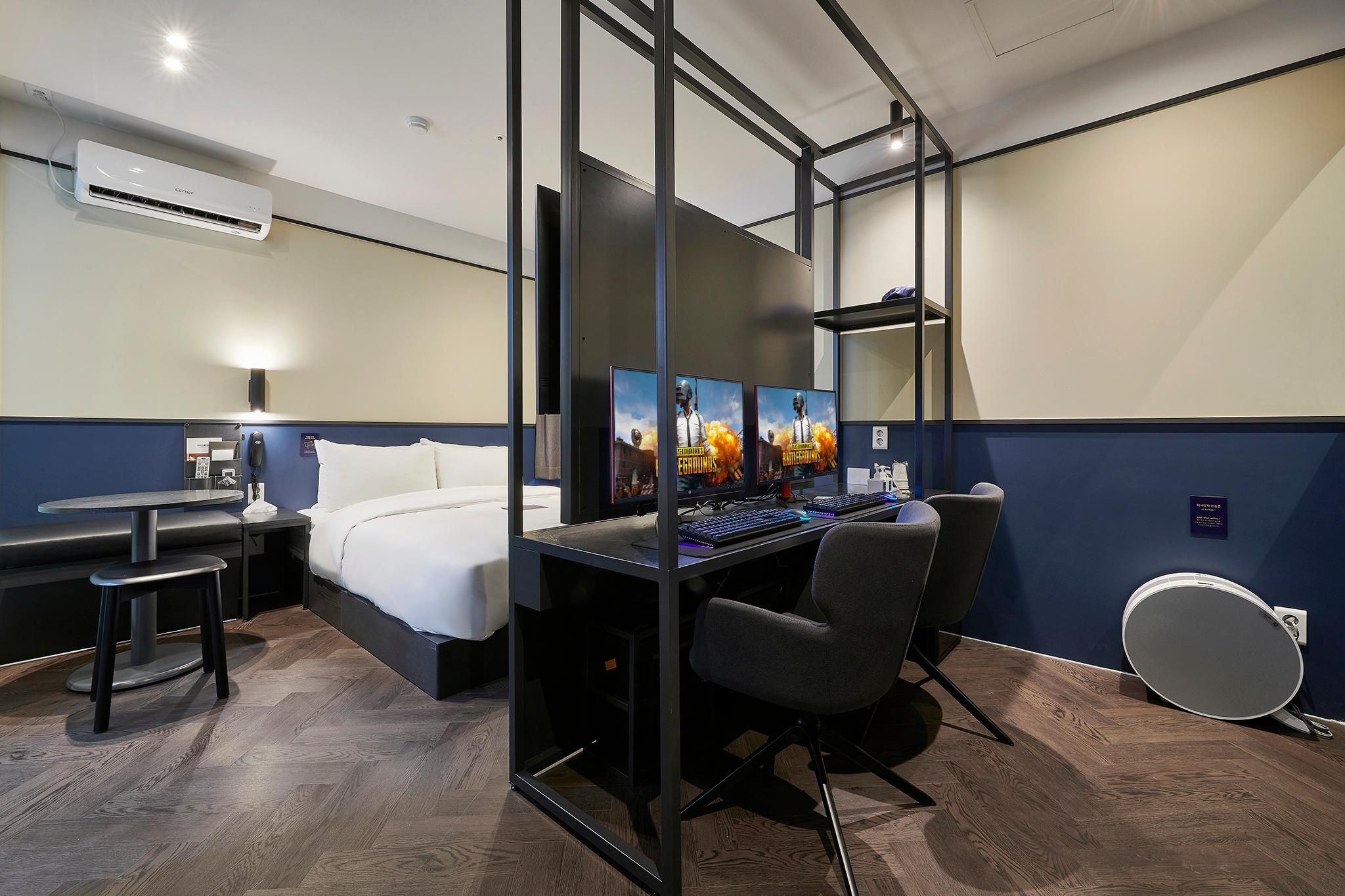 hotel photo