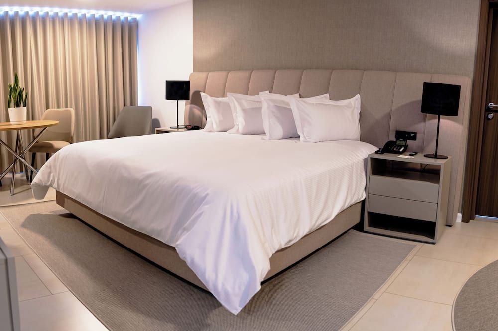 Eurobuilding Tama San Cristobal