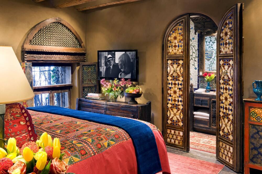 expediav2-45523-8b81f7-615990 The Inn of The Five Graces