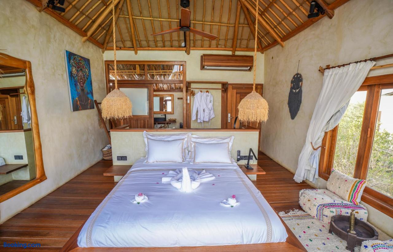 booking-1071094522-567531201-720158 Casa Mikoko Resort