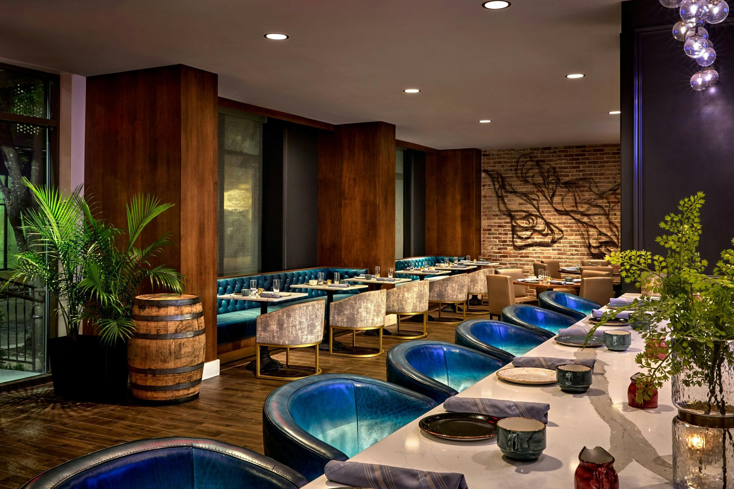 New Orleans Marriott Warehouse Arts District