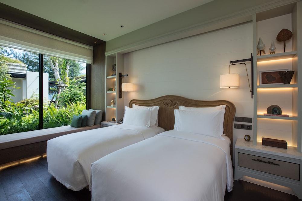 sembo-3147960-d54db9-700394 Rosewood Phuket (SHA Plus+)