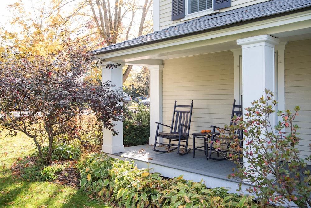 Reluctant Panther Inn & Restaurant