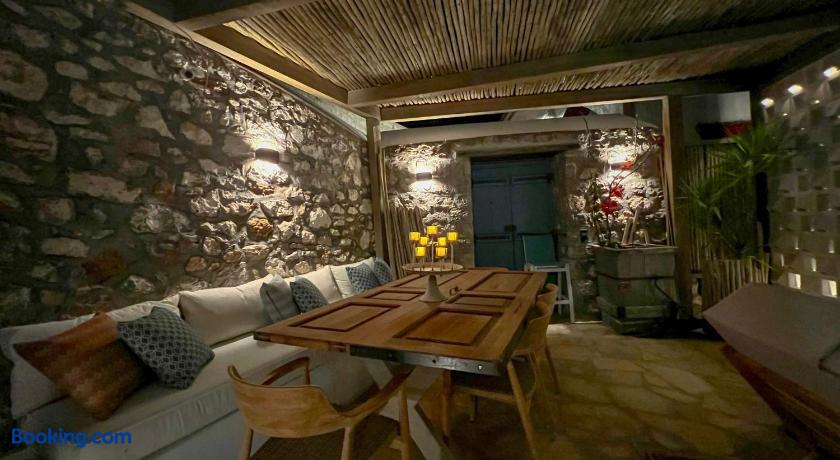 booking-684144-466166234-377052 PortaDelMare deluxe suites