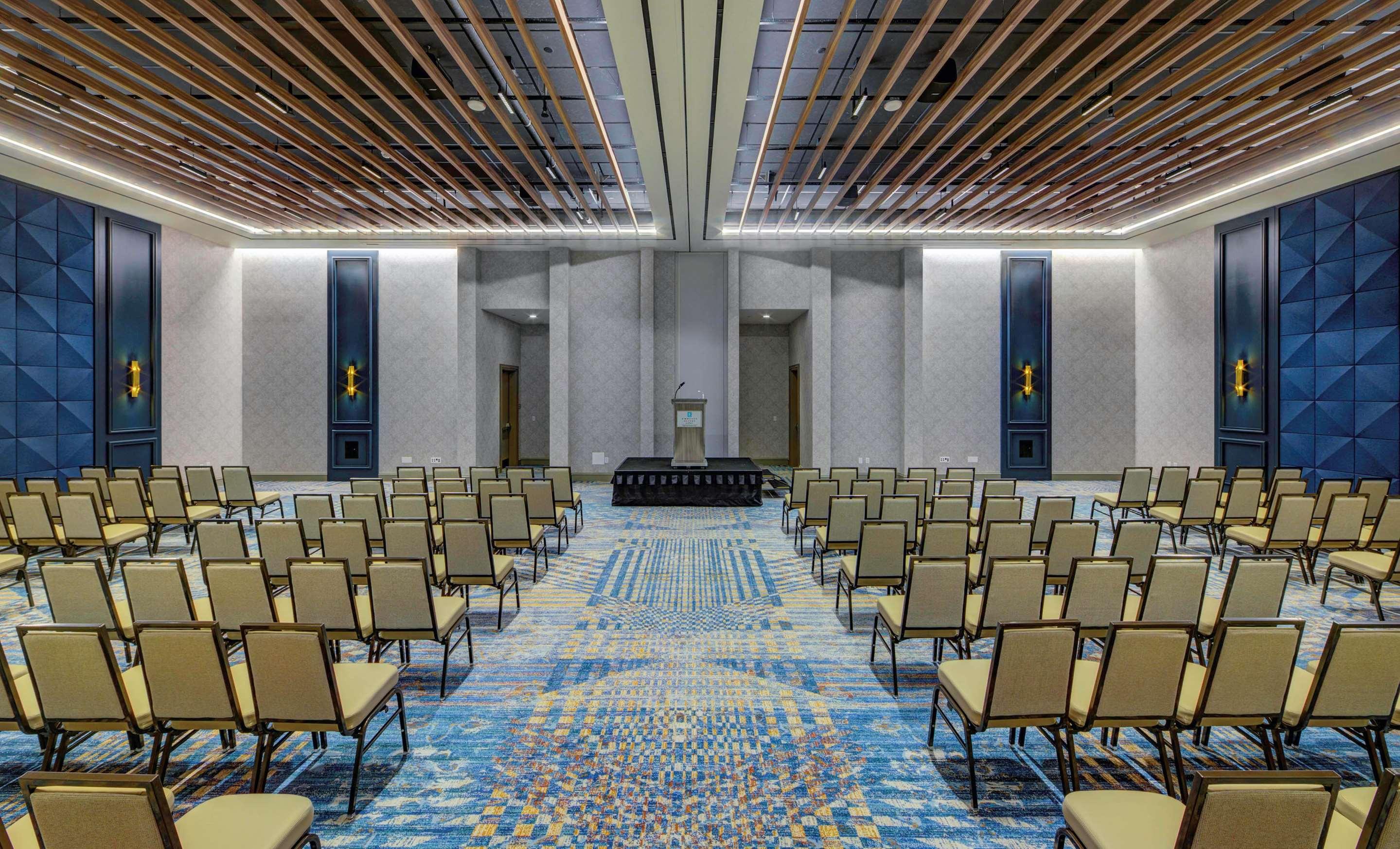 ice-8991594-104162151-935442 Embassy Suites By Hilton Virginia Beach Oceanfront Resort