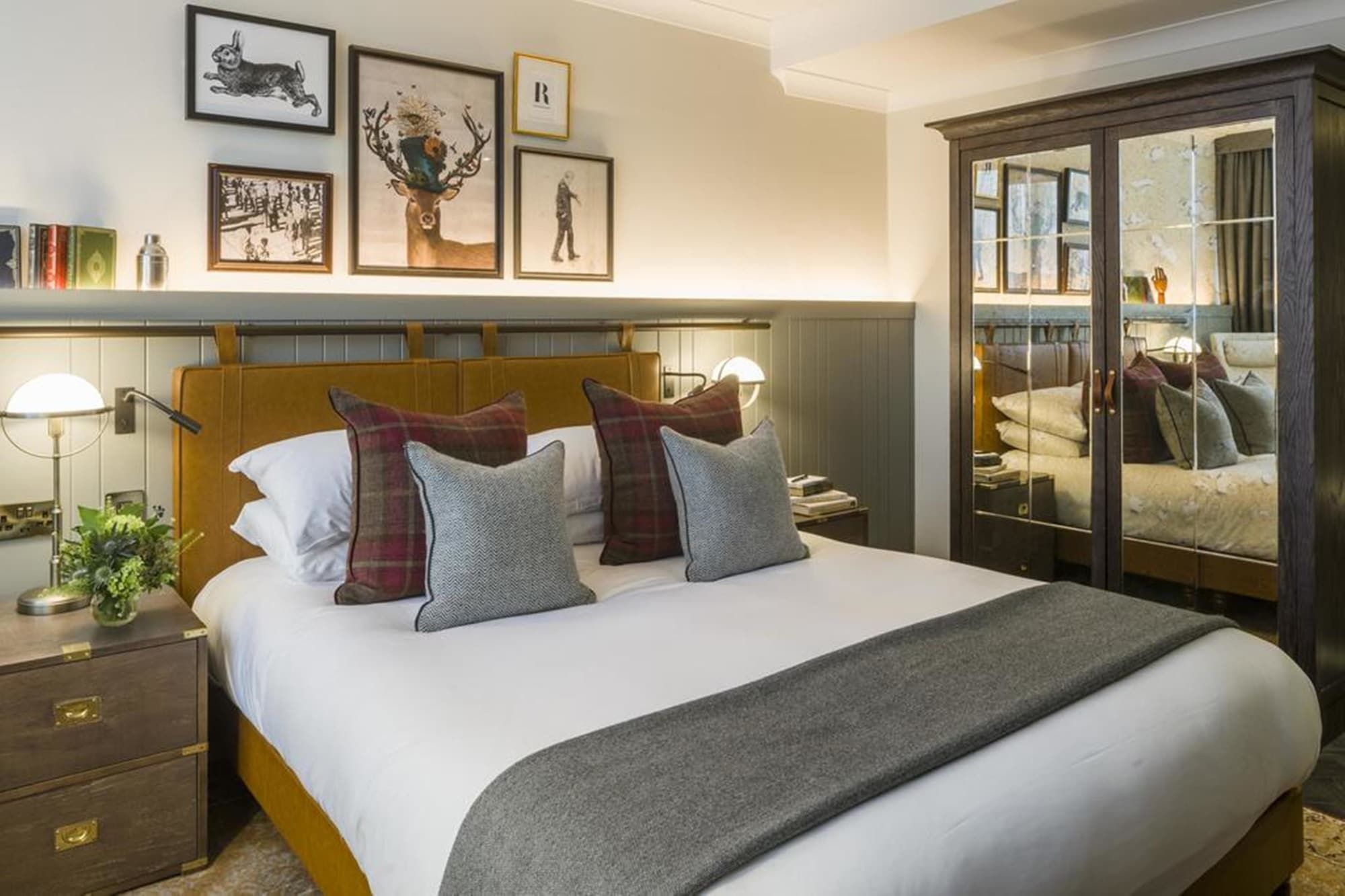 Kimpton Charlotte Square By IHG