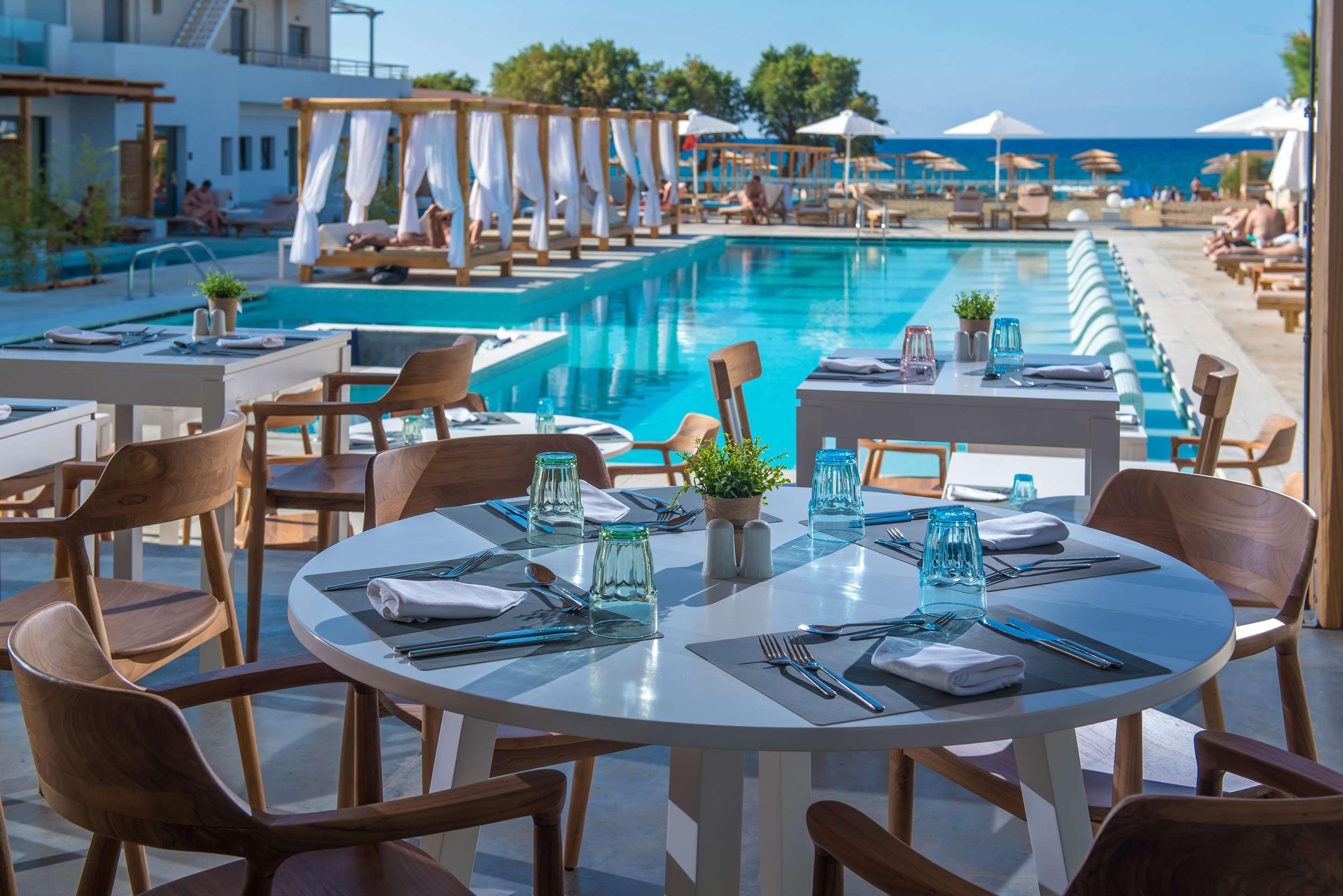 ice-4288209-56262f-808635 Paralos Lifestyle Beach