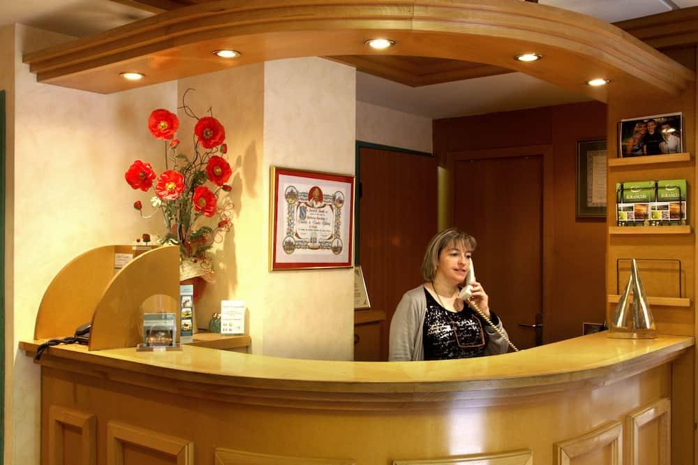 Hôtel Compostelle Midi-Pyrénées - Lourdes visuel 3/5