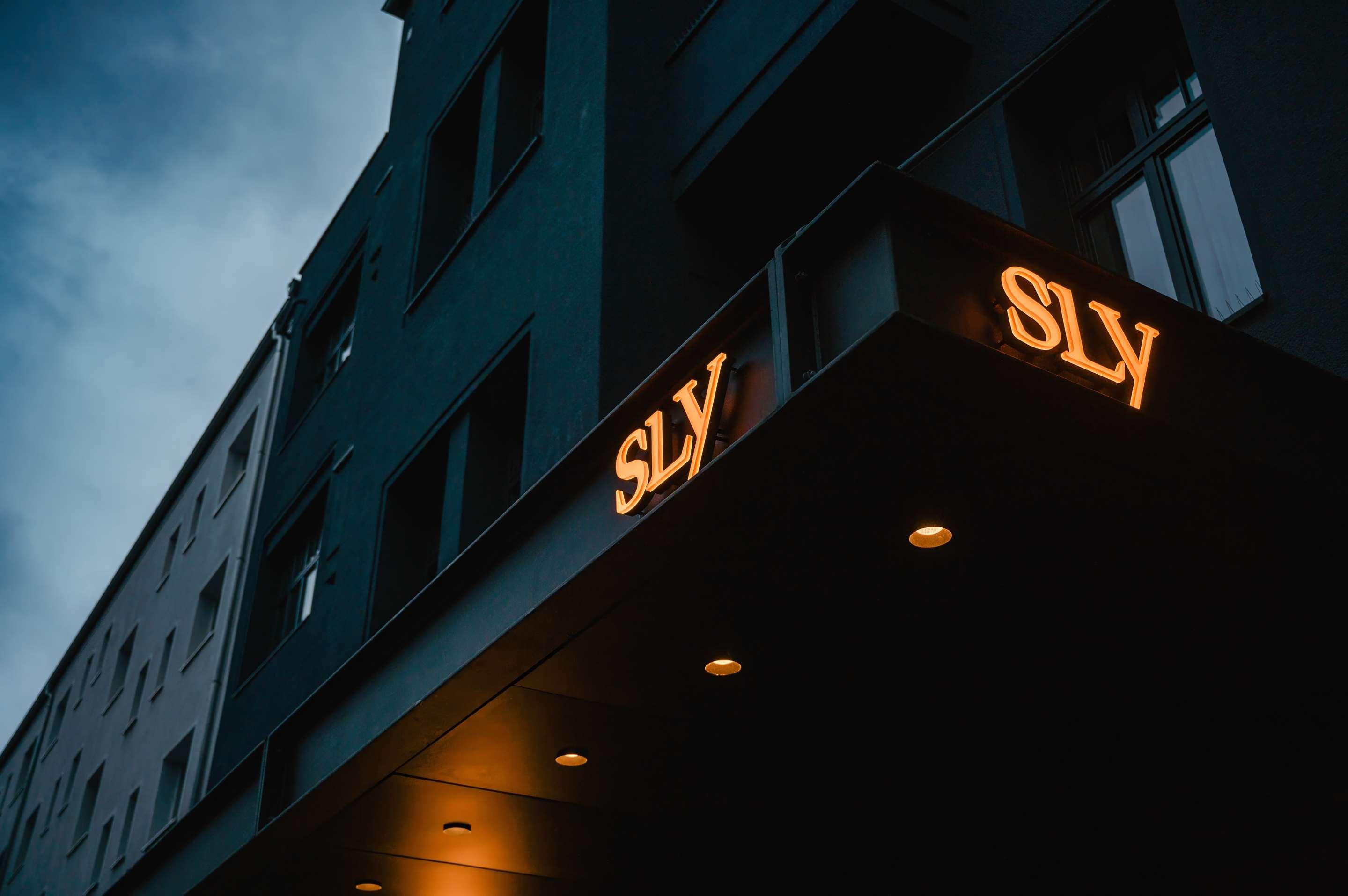 sly Berlin