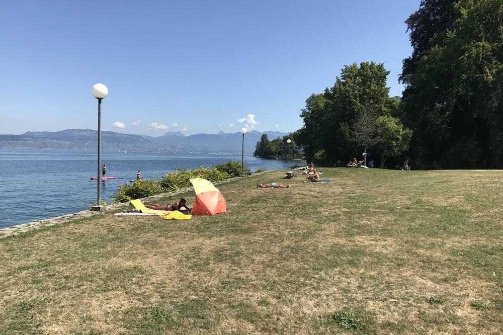 Large chalet, with stunning lake view, near Evian-les-Bains Rhône-Alpes - Lugrin visuel 4/5 Large chalet, with stunning lake view, near Evian-les-Bains Rhône-Alpes - Lugrin visuel 4/5