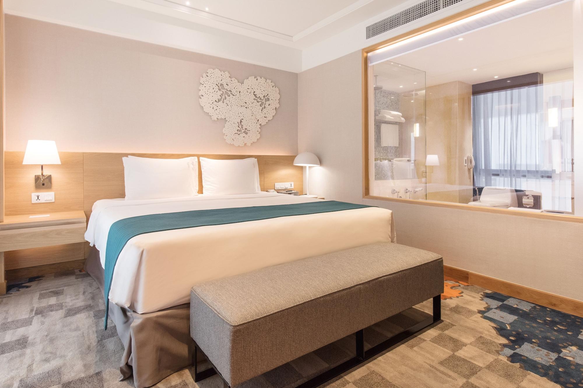 expedia_group-35285-d04de4-817632 Holiday Inn Bangkok